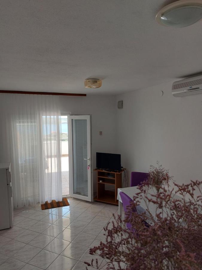 Apartments Markulincic ノヴァリャ エクステリア 写真